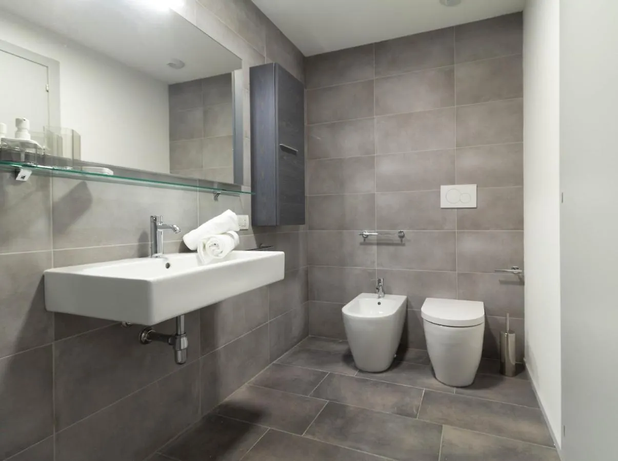 Appartamento Girasole - Affitti Brevi Italia Lecco 0*,