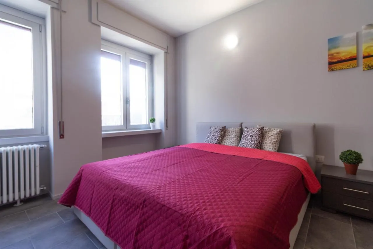 APPARTAMENTO GIRASOLE - Affitti Brevi Italia Lecco 0*,